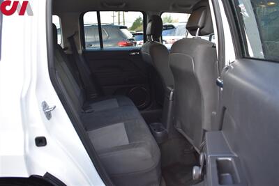 2014 Jeep Patriot Sport  4dr SUV 5 Speed Manual! New Clutch! Perfect Adventure Vehicle! - Photo 19 - Portland, OR 97266