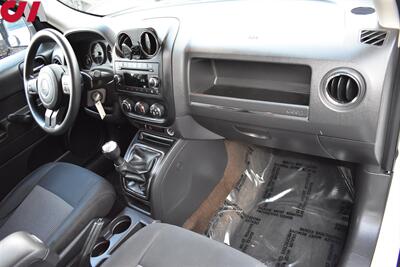 2014 Jeep Patriot Sport  4dr SUV 5 Speed Manual! New Clutch! Perfect Adventure Vehicle! - Photo 12 - Portland, OR 97266