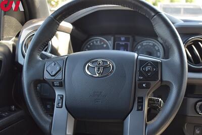 2020 Toyota Tacoma TRD Off-Road  4X4 4dr Double Cab 5.0 ft SB Back Up Cam! Navi! Blind Spot Monitor! Park Assist! Bluetooth! Qi Wireless Charger! Heated Seats! Tow Pkg! - Photo 13 - Portland, OR 97266