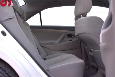 2009 Toyota Camry Hybrid  4dr Sedan! Reliable Daily Driver! 33 City Mpg! 34 Hwy Mpg! ECO Heat/Cool! Stability Control System! Cruise Control! CD/Aux-In! - Photo 22 - Portland, OR 97266