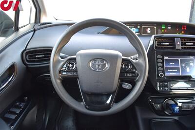 2021 Toyota Prius LE  4dr Hatchback! Excellent MPG! Adaptive Cruise Control! Lane Departure Alert! Lane Tracing Assist! Pre-Collision System w/ Pedestrian Detection! Automatic High Beams! Backup Camera! - Photo 14 - Portland, OR 97266
