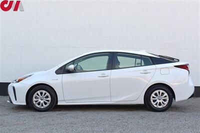 2021 Toyota Prius LE  4dr Hatchback! Excellent MPG! Adaptive Cruise Control! Lane Departure Alert! Lane Tracing Assist! Pre-Collision System w/ Pedestrian Detection! Automatic High Beams! Backup Camera! - Photo 9 - Portland, OR 97266