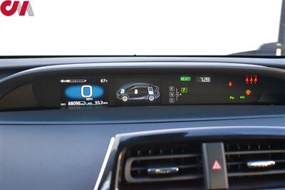 2021 Toyota Prius LE  4dr Hatchback! Excellent MPG! Adaptive Cruise Control! Lane Departure Alert! Lane Tracing Assist! Pre-Collision System w/ Pedestrian Detection! Automatic High Beams! Backup Camera! - Photo 17 - Portland, OR 97266