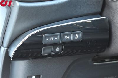 2021 Toyota Prius LE  4dr Hatchback! Excellent MPG! Adaptive Cruise Control! Lane Departure Alert! Lane Tracing Assist! Pre-Collision System w/ Pedestrian Detection! Automatic High Beams! Backup Camera! - Photo 16 - Portland, OR 97266