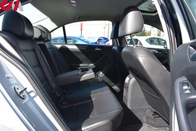 2013 Volkswagen Jetta TDI  4dr Sedan W/Premium & Navigation 30 City MPG! 42 Hwy MPG! Intelligent Crash Response System! Bluetooth! Sunroof! Heated Leather Seats! All-Weather Rubber Floor Mats! - Photo 20 - Portland, OR 97266