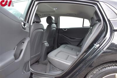 2019 Hyundai IONIQ Hybrid Limited 4dr Hatchback! 55 City Mpg! 54 Hwy Mpg! Back Up Camera! Blind Spot Monitor! Lane Assist! Apple CarPlay! Android Auto! Heated Leather Seats! Sunroof! - Photo 26 - Portland, OR 97266