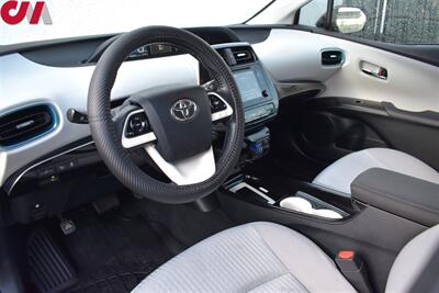 2018 Toyota Prius Three  4dr Hatchback! 54 City MPG! 50 Hwy MPG! Back Up Cam! Lane Assist & Collision Mitigation! Dynamic Radar Cruise Control! Eco & Pwr Modes! Navigation! Bluetooth! All Weather Floor Mats! - Photo 3 - Portland, OR 97266