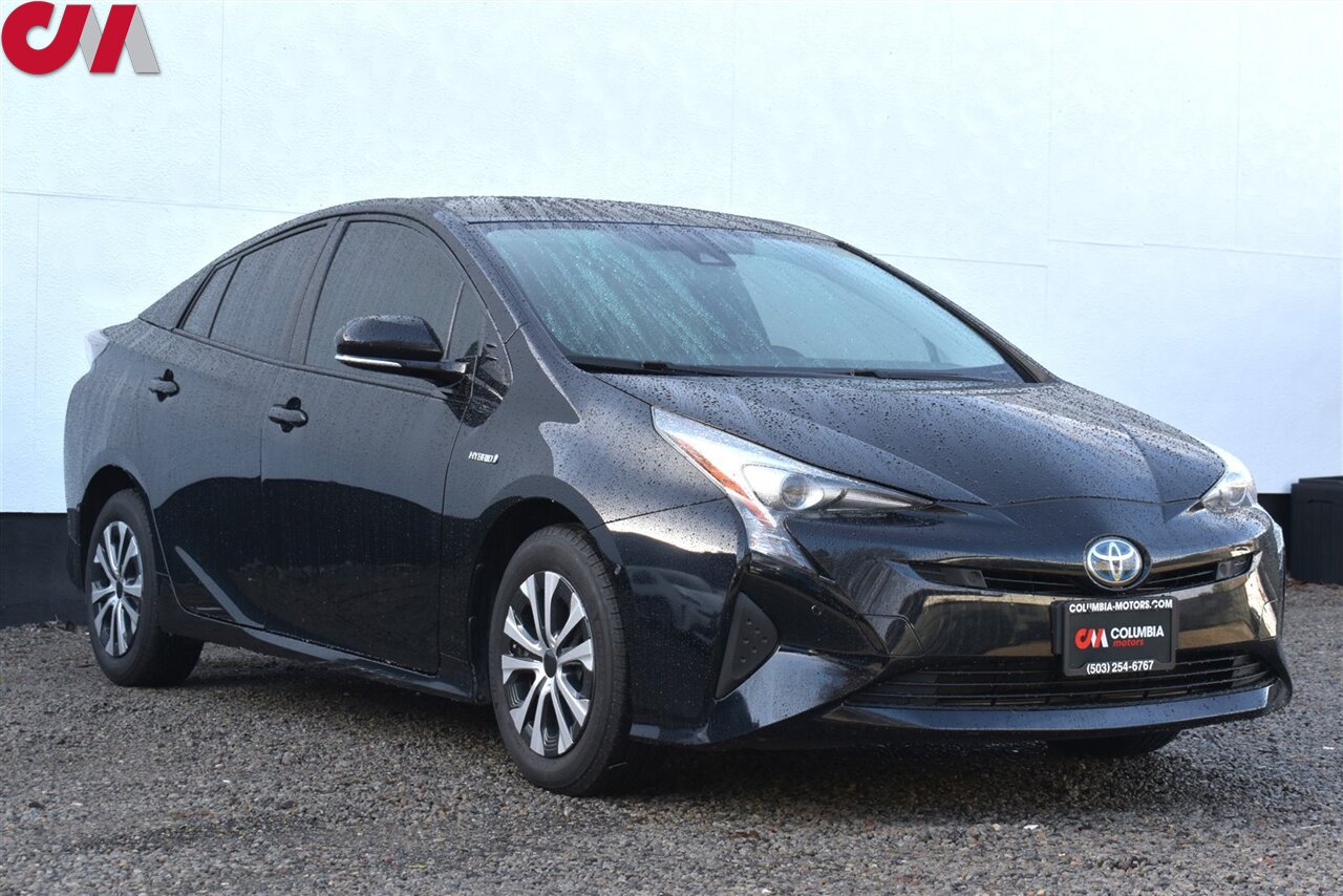 2018 Toyota Prius Three  4dr Hatchback! 54 City MPG! 50 Hwy MPG! Back Up Cam! Lane Assist & Collision Mitigation! Dynamic Radar Cruise Control! Eco & Pwr Modes! Navigation! Bluetooth! All Weather Floor Mats! - Photo 1 - Portland, OR 97266