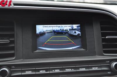2020 Hyundai Elantra SE  4dr Sedan  Lane Assist! Sport & Smart Driving Modes! Backup Camera! Bluetooth! - Photo 19 - Portland, OR 97266