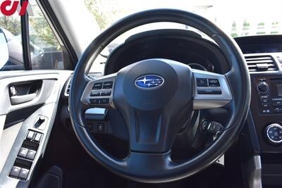 2014 Subaru Forester 2.5i  Leather Seats! 24 City MPG! 32 HWY MPG! Bluetooth! USB/AUX Inputs! Cargo Storage! - Photo 11 - Portland, OR 97266