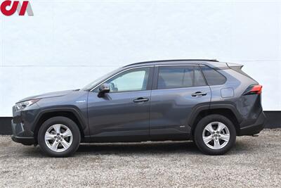 2019 Toyota RAV4 Hybrid XLE  AWD 4dr SUV**BY APPOINTMENT ONLY**Back-Up Camera! Adaptive Cruise Control! Bluetooth! EV/Eco/Sport/Normal/Trail Modes! Heated Seats! Sunroof! Power Liftgate! - Photo 9 - Portland, OR 97266
