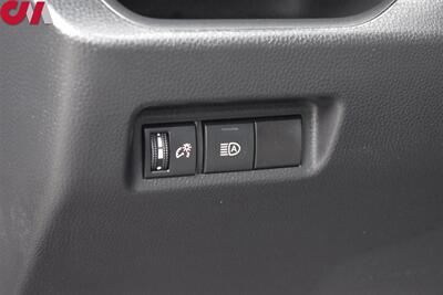 2021 Toyota RAV4 XLE  4dr SUV! Back-Up Camera! Blind Spot Monitor! Adaptive Cruise Control! Bluetooth! Eco/Normal/Sport Modes! 28MPG City! 35MPG Hwy! - Photo 13 - Portland, OR 97266