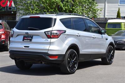 2017 Ford Escape SE  AWD 4dr SUV Keypad Entry! Stop/Start Technology! Traction Control! Back Up Camera! Bluetooth w/Voice Activation! Power Tailgate! All-Weather Floor Mats! - Photo 5 - Portland, OR 97266