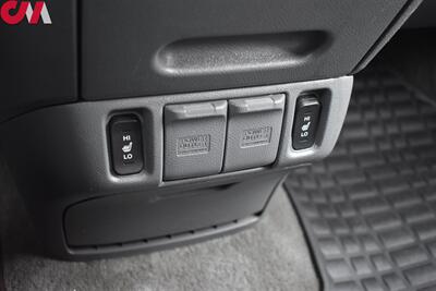 2006 Honda Odyssey EX-L  4dr 7 Passenger Mini-Van Powered Sliding Doors! Heated Leather Seats! Full Leather Seats! Sunroof! Bluetooth! Rubber Floor Mats! Multiple Keys Included! - Photo 16 - Portland, OR 97266