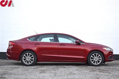 2017 Ford Fusion SE  4dr Sedan! Back Up Camera! Bluetooth/USB! Push Start! Brake Assist & Hill Hold Control! Cruise Control! - Photo 6 - Portland, OR 97266