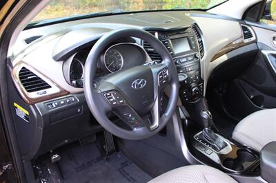 2017 Hyundai Santa Fe Sport 2.4L - Photo 9 - Salem, OR 97317