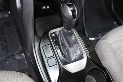 2017 Hyundai Santa Fe Sport 2.4L - Photo 12 - Salem, OR 97317
