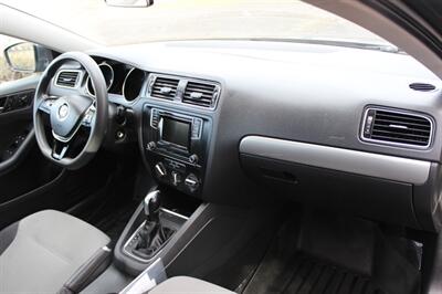 2017 Volkswagen Jetta 1.4T S   - Photo 16 - Salem, OR 97317