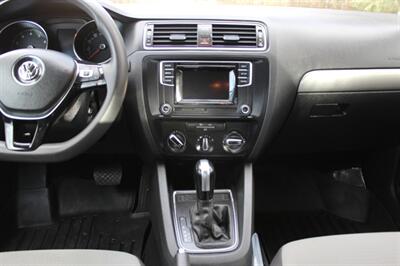 2017 Volkswagen Jetta 1.4T S   - Photo 14 - Salem, OR 97317