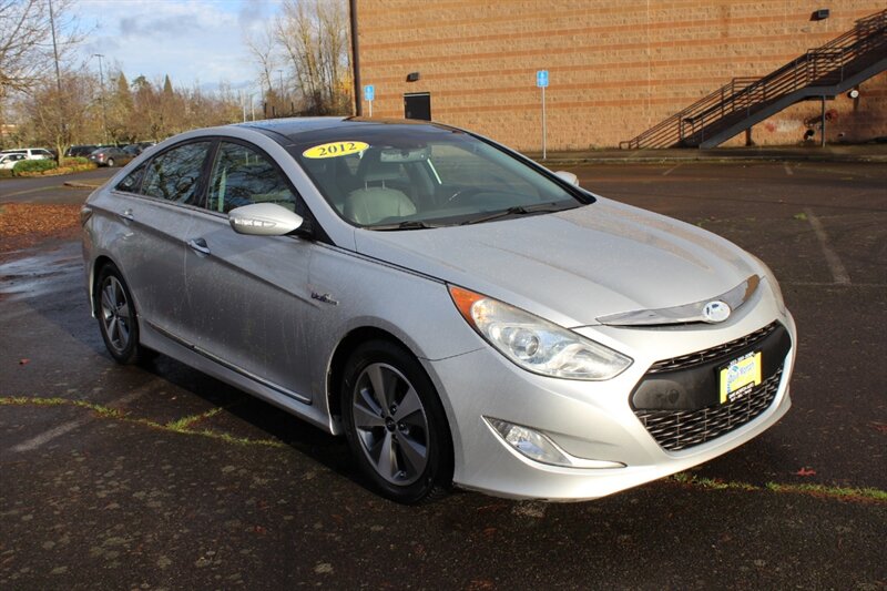 2012 Hyundai Sonata Hybrid  