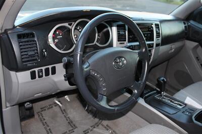 2005 Toyota 4Runner SR5   - Photo 9 - Salem, OR 97317
