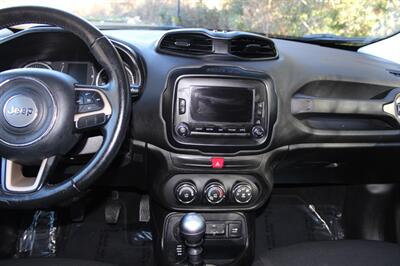 2016 Jeep Renegade Latitude   - Photo 14 - Salem, OR 97317