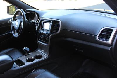 2014 Jeep Grand Cherokee Laredo   - Photo 17 - Salem, OR 97317