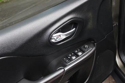 2014 Jeep Cherokee Trailhawk - Photo 11 - Salem, OR 97317