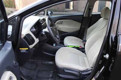 2012 Kia Rio 5-Door LX - Photo 10 - Salem, OR 97317