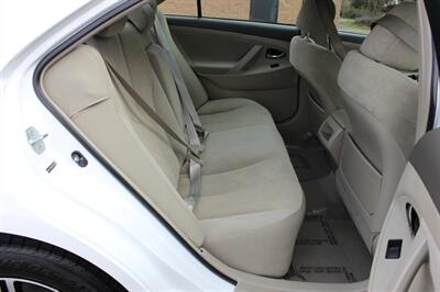 2007 Toyota Camry LE V6 - Photo 15 - Salem, OR 97317