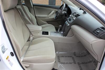 2007 Toyota Camry LE V6 - Photo 17 - Salem, OR 97317