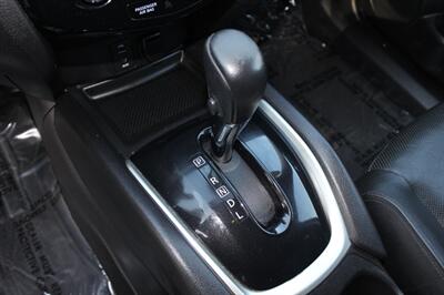2015 Nissan Rogue SL - Photo 12 - Salem, OR 97317