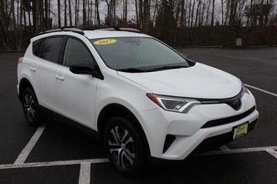 2017 Toyota RAV4 LE - Photo 1 - Salem, OR 97317