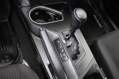 2017 Toyota RAV4 LE - Photo 12 - Salem, OR 97317