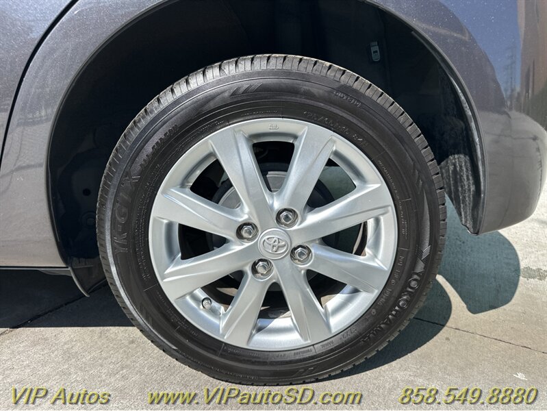2017 Toyota Yaris 5-Door LE - Photo 14 - San Diego, CA 92126