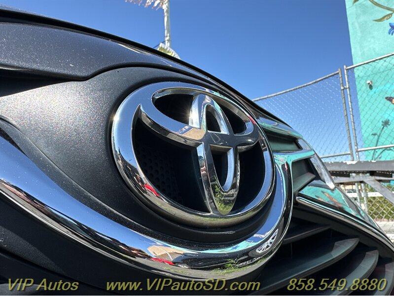 2017 Toyota Yaris 5-Door LE - Photo 36 - San Diego, CA 92126
