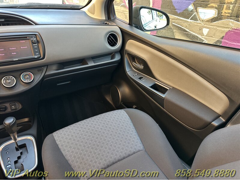 2017 Toyota Yaris 5-Door LE - Photo 18 - San Diego, CA 92126