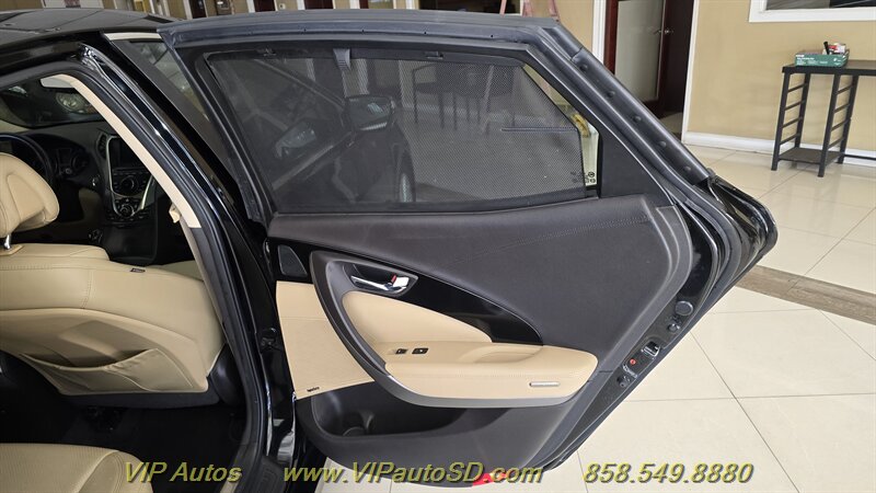 2013 Hyundai Azera - Photo 17 - San Diego, CA 92126