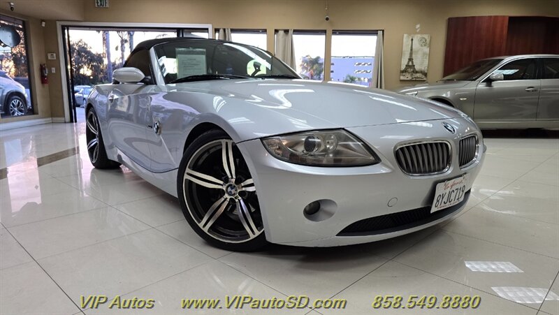 2005 BMW Z4 3.0i  