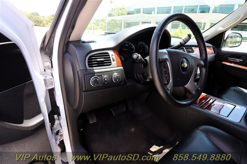 2012 Chevrolet Suburban LTZ 1500 photo