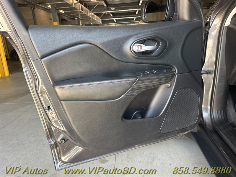 2015 Jeep Cherokee Trailhawk - Photo 15 - San Diego, CA 92126