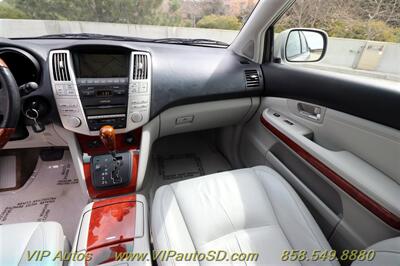 2004 Lexus RX  Premium Plus Pkg. - Photo 11 - San Diego, CA 92104