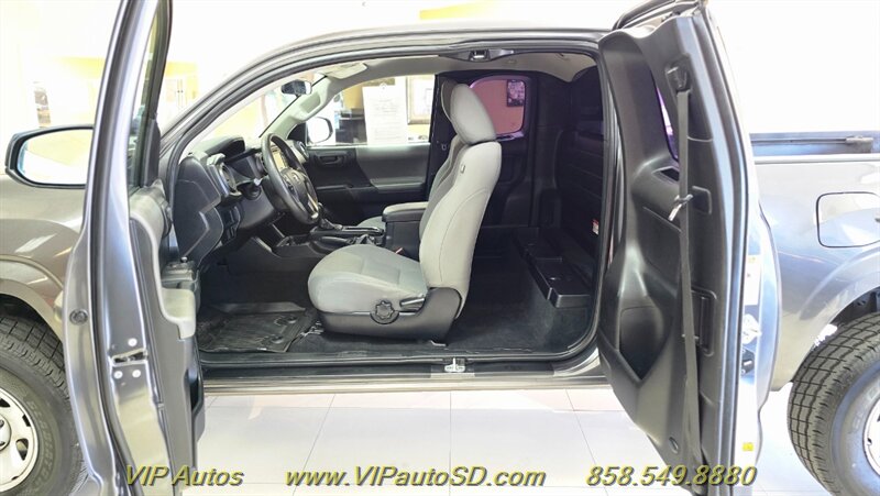 2017 Toyota Tacoma SR5 - Photo 12 - San Diego, CA 92126
