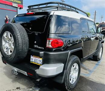 2007 Toyota FJ Cruiser 4x4   - Photo 6 - San Diego, CA 92115