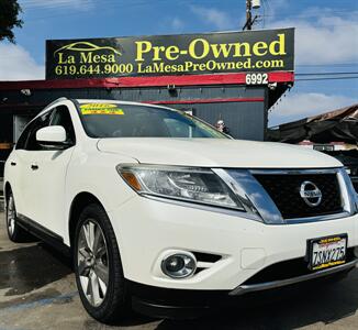 2016 Nissan Pathfinder Platinum V6 4x4  One Owner - Photo 4 - San Diego, CA 92115