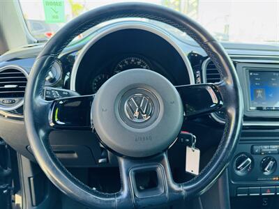 2012 Volkswagen Beetle-Classic 2.5L PZEV   - Photo 8 - San Diego, CA 92115