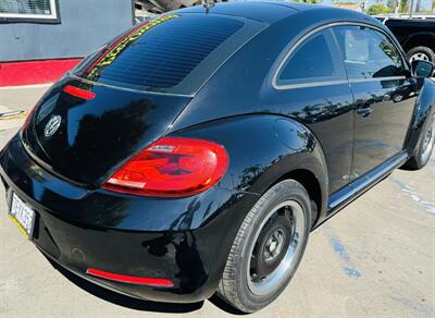 2012 Volkswagen Beetle-Classic 2.5L PZEV   - Photo 6 - San Diego, CA 92115