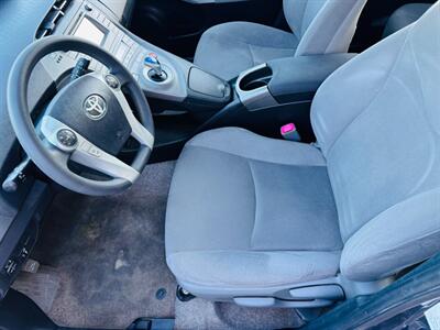 2012 Toyota Prius Two 58k Miles - Photo 8 - San Diego, CA 92115