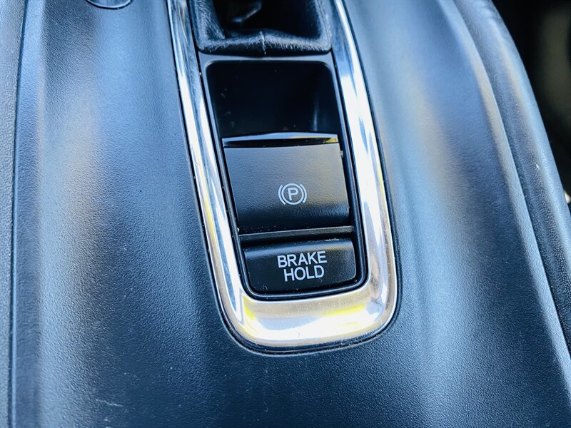 2018 Honda HR-V EX-L w/Navi photo