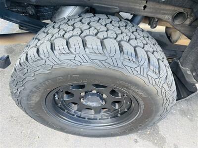 2017 Chevrolet Silverado 1500 LT   - Photo 19 - San Diego, CA 92115